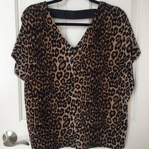 Leopard print Rachel Roy top size medium